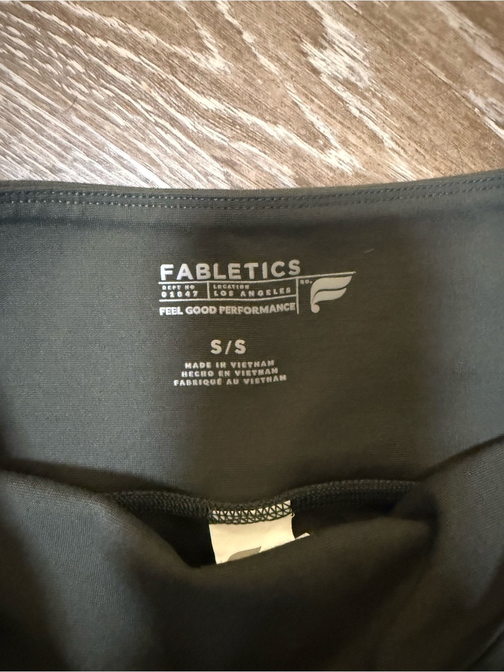 Fabletics Scrub Set - Picture 3 of 7